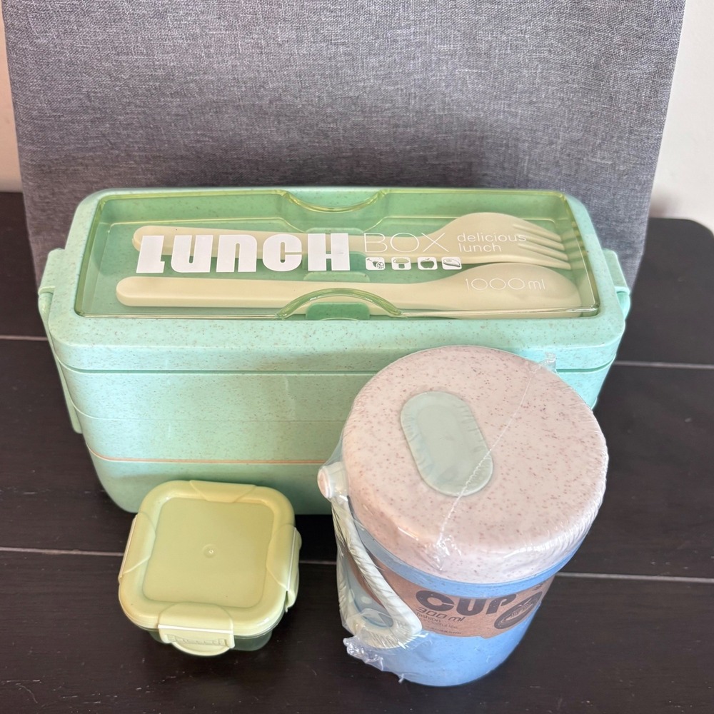 Bento Box Japanese Lunch Box‎ Kit | 3 Layer Stackable Lunch Box Containers - Picture 2 of 16